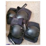 Lightning Rollerblade with Protective Pads, size 5