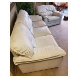 GORGEOUS Vintage Broyhill Leather Shoppe Sofa and matching Broyhill Chair in excellent condition