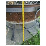 Round Steel wood burning fire pit with cover