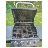 Charbroil outdoor grill Lightly used with cover