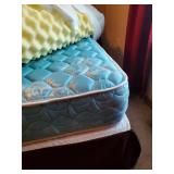 Complete double bed set with Woolrich quilt and pillow cases