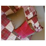 Complete double bed set with Woolrich quilt and pillow cases