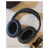Lightly used Vintage Bose Quiet Comfort 15 Headphones