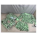 3 New Sets - 2 Pc Top and Bottom Youth Size XS (4/5)