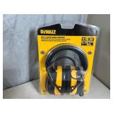 New Dewalt AM/FM Radio Hearing Protection Ear Muffs