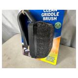 New Mr Bar-B-Q Scrub Daddy Bristle Free Steam Clean Grill / Griddle Brush