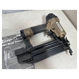 New Carpenter 18 Gauge Brad Nailer / Air Nailer