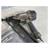 New Carpenter 15 Gauge Finish Nailer / Air Nailer