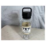 New Yeti Yonder 34 oz Watter Bottle