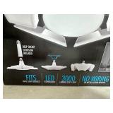 New Hex Bulb Six Panel Adjustable LED Light Bulb