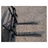 LandHonor 36" Mini Skid Steer Pallet Forks w/Bale Spear Mounts
