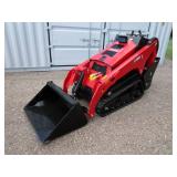 Future FT-V1000 Mid Size Kubota Diesel Skid Steer w/Pilot Controls