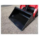 Future FT-V1000 Mid Size Kubota Diesel Skid Steer w/Pilot Controls