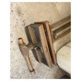 Columbian Cast Iron Woodworking Bench Vise w/ Wooden Handle USA