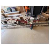 Estate Rake Tow-Behind Lawn Rake 5 Wheel Tractor Attachment Red