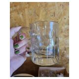 Mixed Kitchen Lot: Hand Grinder, Cast Iron Skillet & Glass Mugs