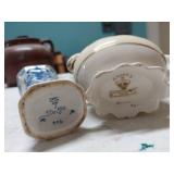 Delft Blue Vase Mason