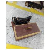 Singer 99 Portable Sewing Machine Bentwood Case Electric Motor - in Good Working Condition