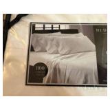 Hudson Hotel Egyptian Cotton Blend 6-Piece Shest Set, White Sheet Set Queen Sized 800 Thread Count Flat Sheet, Fitted Sheet and 4 Pillow Cases