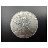 2016 Beautiful Toned Uncirculated 1 Oz. Silver American Eagle