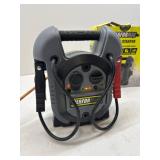 Performax  700-Amp Jump Starter