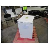 Universal Broadmoore Odessa Lift-top Vanity with LED Lighted Mirror - Needs TLC