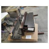 Universal Broadmore Rose Storage Bed - KING - Needs Repair