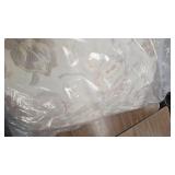Queen Comforter and Throw Pillows