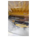 Ertl CR8090 Combine, 1:32 Scale, Like New, In Box
