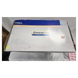 Ertl CR8090 Combine, 1:32 Scale, Like New, In Box