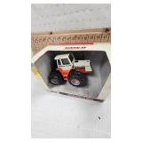 Case 2470 Tractor, 1:32, In Box, Like New
