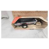 1/16 Scale New Idea Spreader in Box