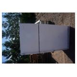 Whirlpool Model ET22DM 21.7 Cubic Foot Refrigerator Freezer