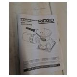 RIDGID R2500 1/4 Sheet Orbital Finish Sander with Case