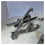 Lot of Assorted 2-Jaw and 3-Jaw Gear Pullers