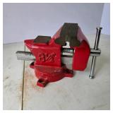 Red 8 1/2 Inch Bench Vise with Swivel Base