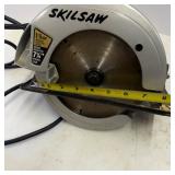 Skilsaw 7 1/4 Inch Circular Saw with Blue Carry Case