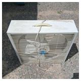 GE 3-Speed Portable Electric Box Fan Model VF25