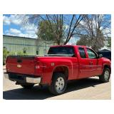 2011 CHEVROLET SILVERADO 1500 LT *4x4 | No Accidents Reported* (NO RESERVE)