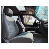 2002 NISSAN PATHFINDER SE *4x4* (NO RESERVE)