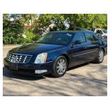 2007 CADILLAC DTS *142k Miles | No Accidents Reported* (NO RESERVE)