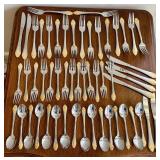 DN - Flatware Set - Cambridge Chantal Gold Accent Service for 16