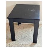 O - Lightweight Black Accent Table