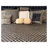King Bedding Set Black & Gold Damask Comforter With Pillows
