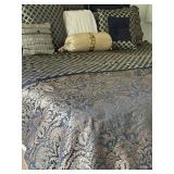 King Bedding Set Black & Gold Damask Comforter With Pillows