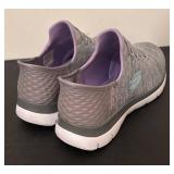 LLBR - Skechers Hands Free Shoes Size: 9 1/2 / Sketchers Slip Ins