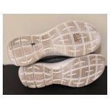 LLBR - Skechers Hands Free Shoes Size: 9 1/2 / Sketchers Slip Ins