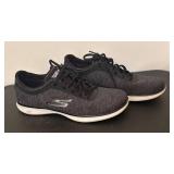 LLBR - Skechers Goga Max Shoes Size: 9