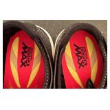 LLBR - Skechers Goga Max Shoes Size: 9