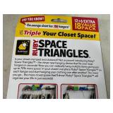 New Pack of 18 Ruby Space Triangles For Closet Organization
